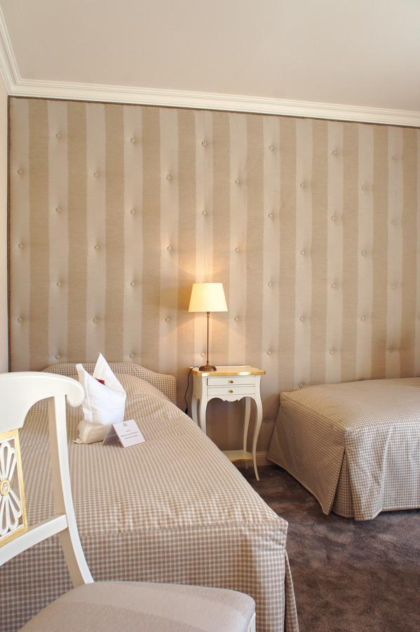Sophia Spessarthauser Hotel มาร์คทายเดินเฟลด์ ภายนอก รูปภาพ